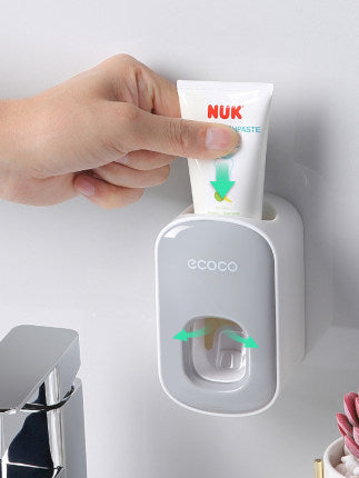 Distributeur automatique à dentifrice